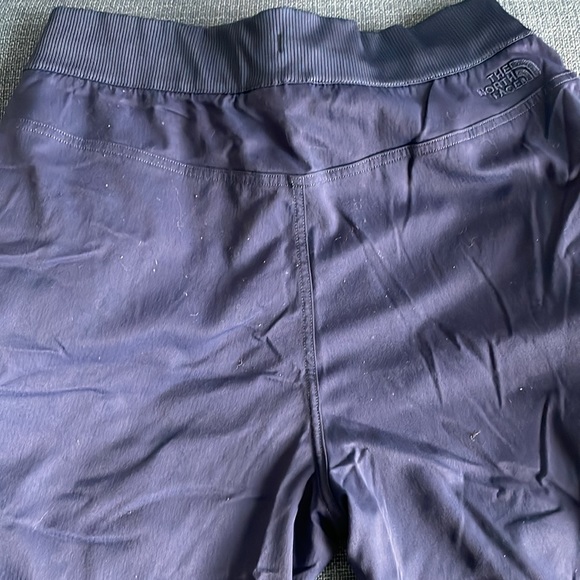 $ firm North Face Aphrodite Joggers - Picture 7 of 8
